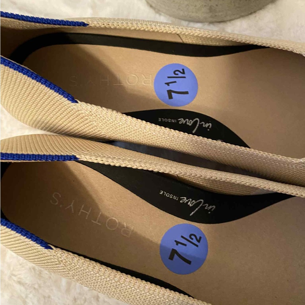 ✨🆕✨Brand New Rothy’s Shoes - Picture 8 of 9